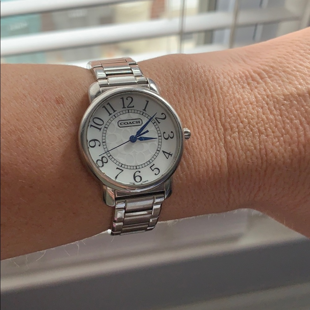 Watch - Picture 3 of 4